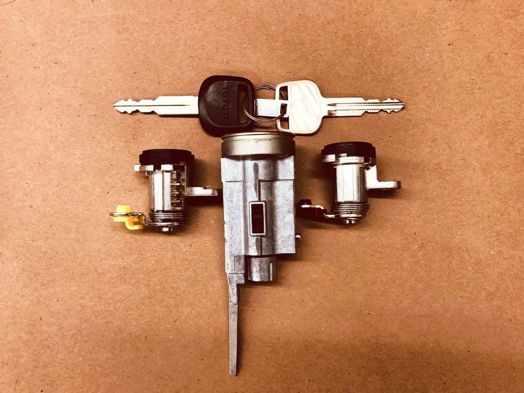 Delta Vehicle Systems Toyota OEM Lock Cylinder SET